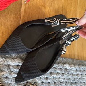 Black Women's Shoes with Bow Detail